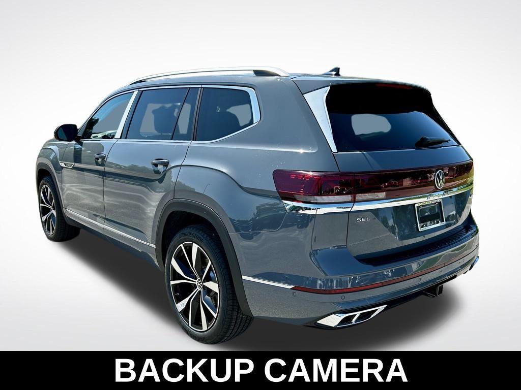 new 2025 Volkswagen Atlas car, priced at $49,151