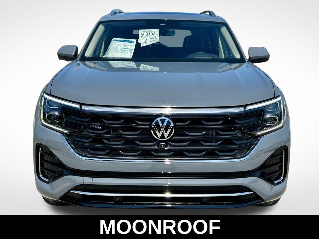 new 2025 Volkswagen Atlas car, priced at $49,151