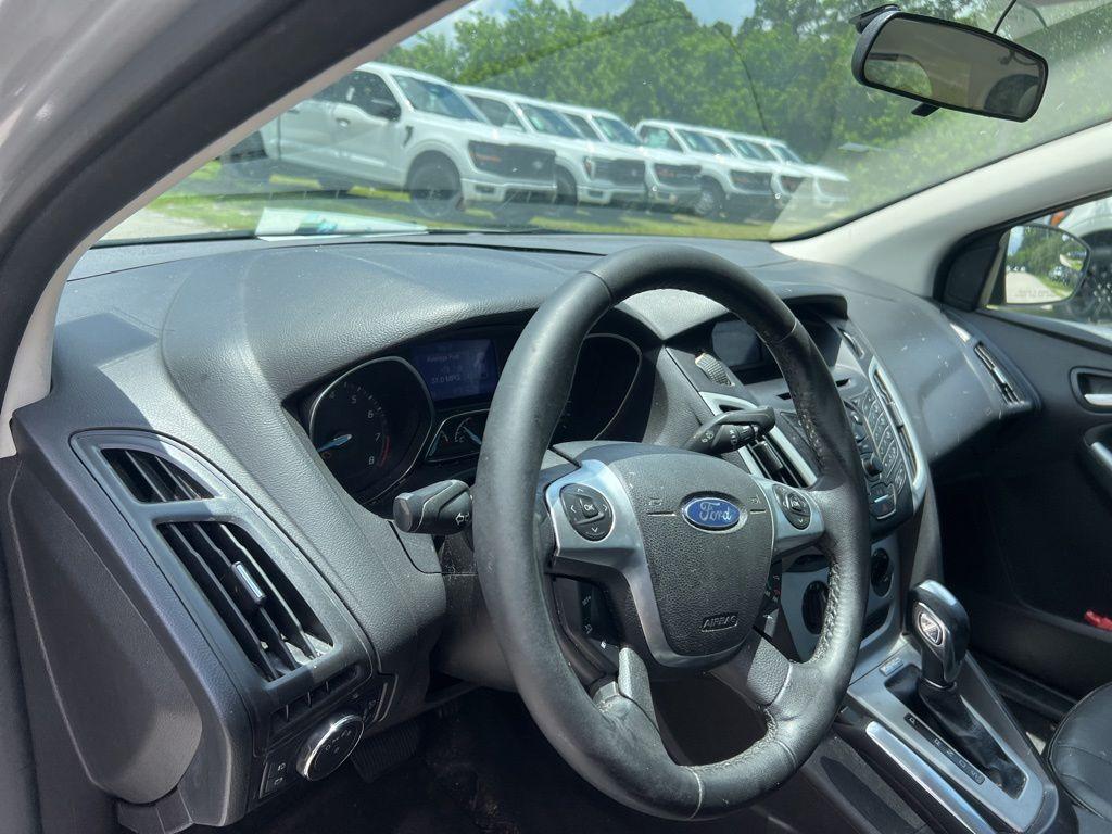 used 2013 Ford Focus car, priced at $1,999