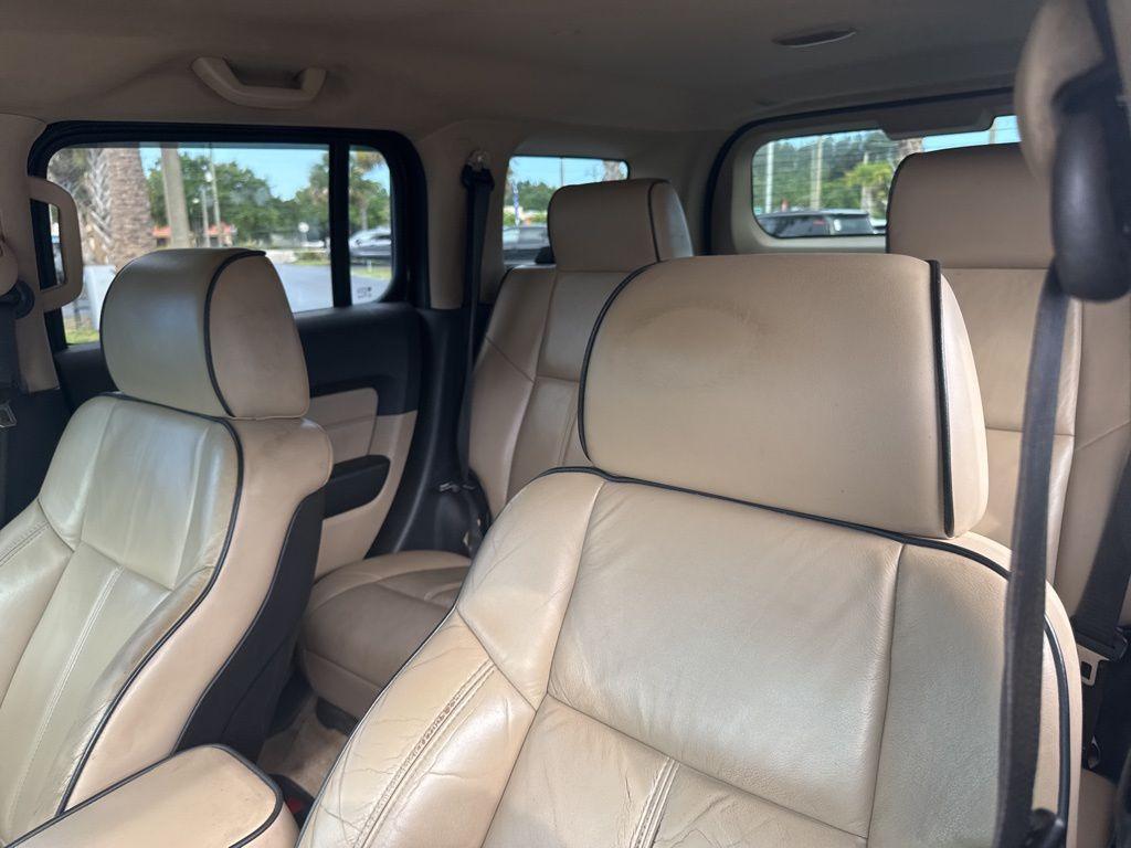 used 2009 Hummer H3 car, priced at $7,735