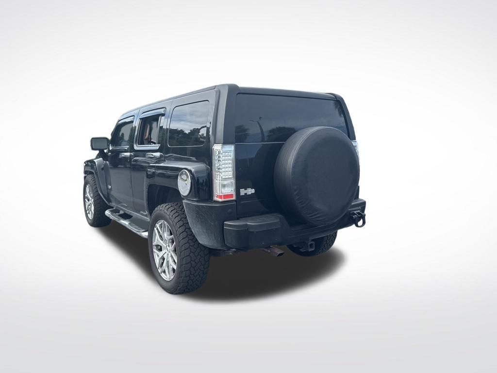 used 2009 Hummer H3 car, priced at $7,735