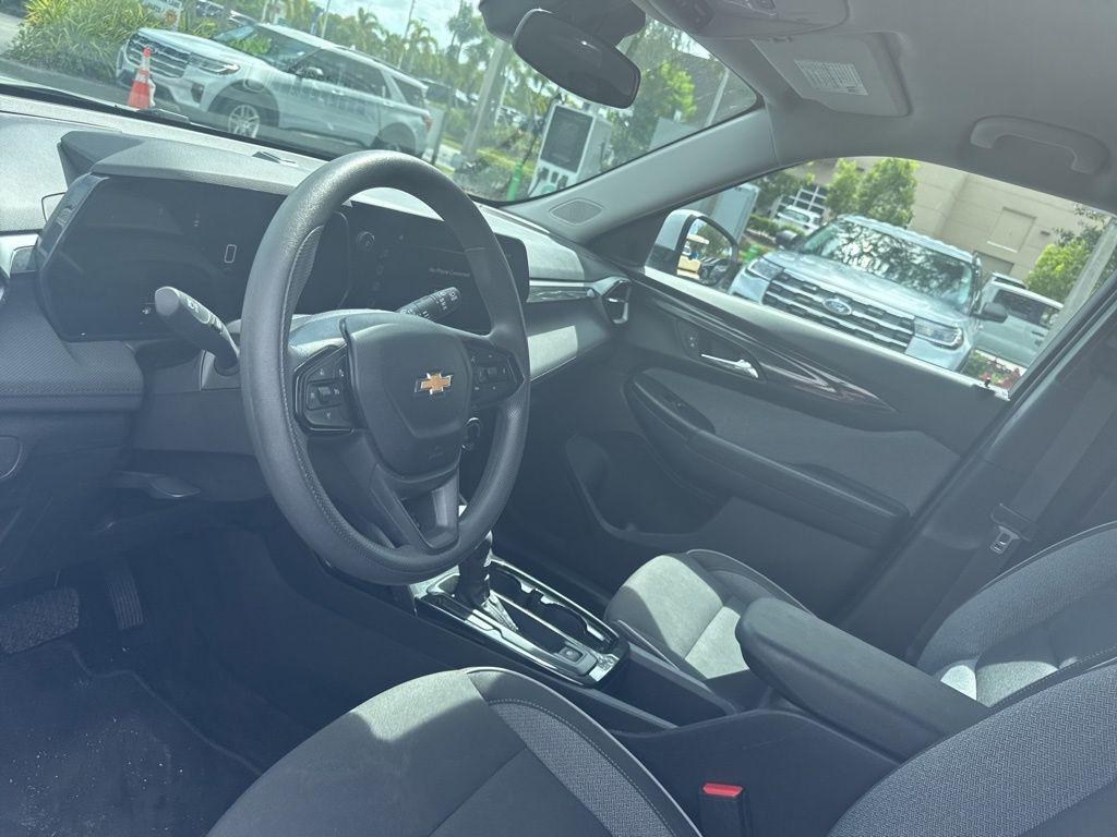 used 2024 Chevrolet TrailBlazer car, priced at $19,598