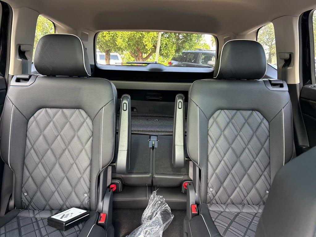 new 2026 Volkswagen Atlas car, priced at $53,998