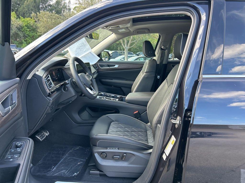 new 2026 Volkswagen Atlas car, priced at $53,998