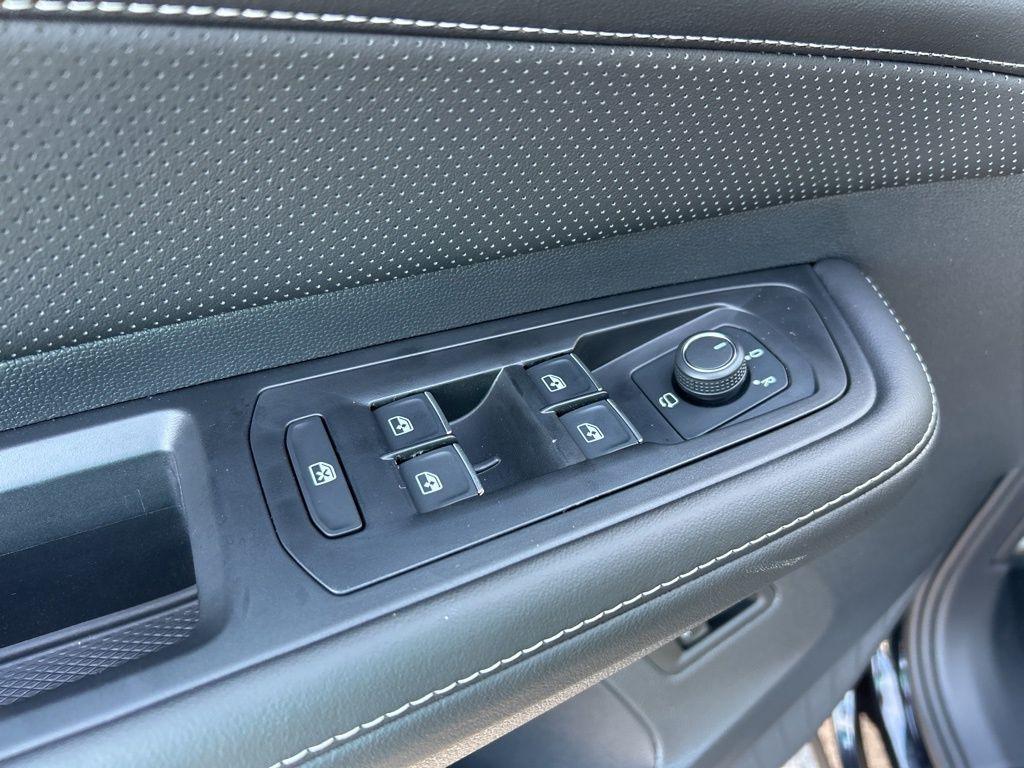 new 2026 Volkswagen Atlas car, priced at $53,998