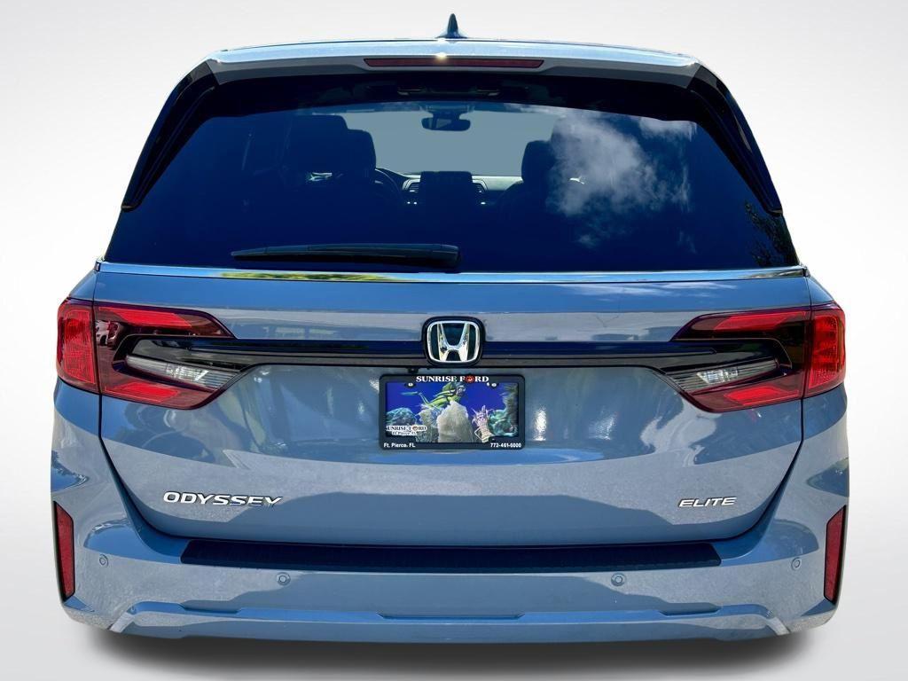 used 2025 Honda Odyssey car, priced at $46,391