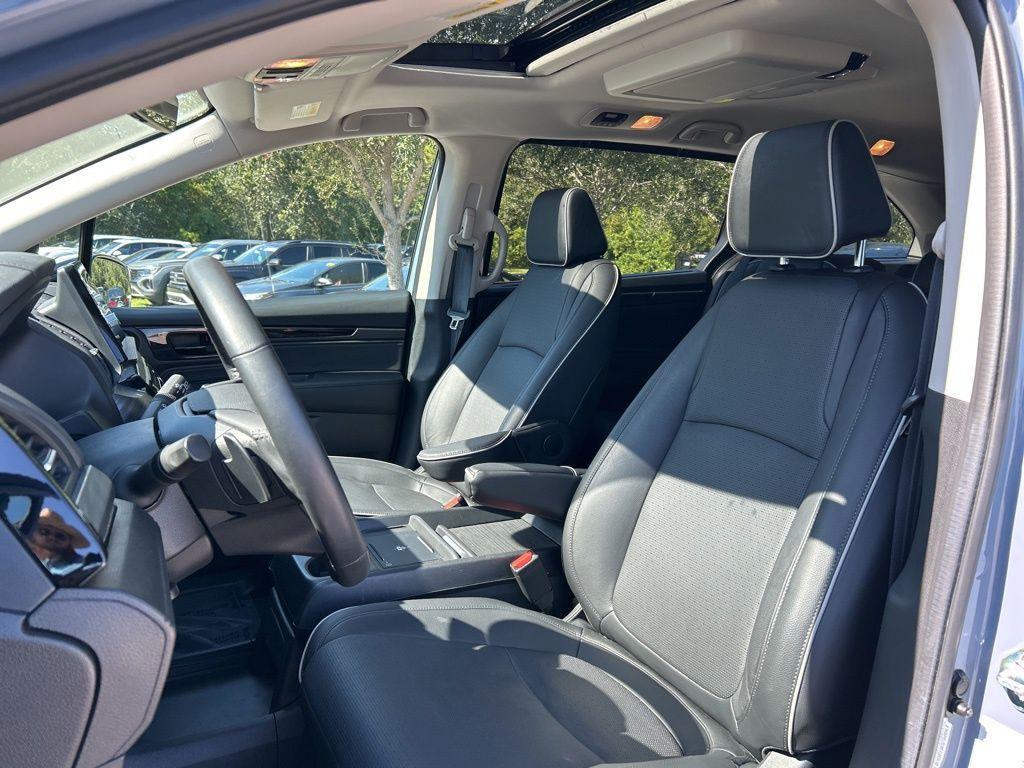 used 2025 Honda Odyssey car, priced at $46,391