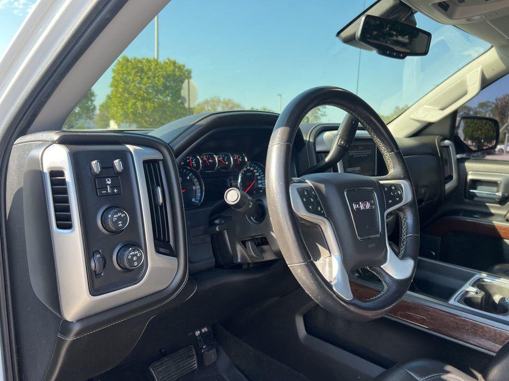 used 2018 GMC Sierra 1500 car, priced at $32,997