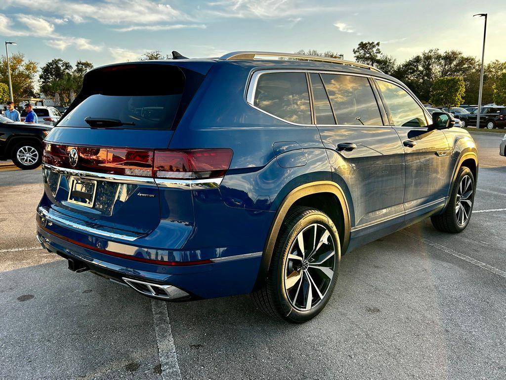 new 2025 Volkswagen Atlas car, priced at $50,374