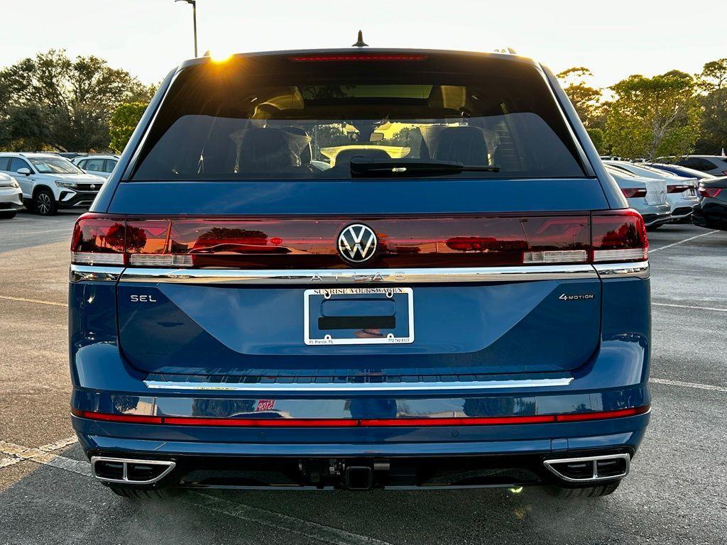 new 2025 Volkswagen Atlas car, priced at $50,374