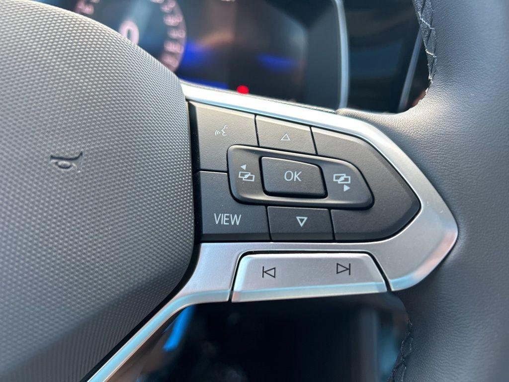new 2025 Volkswagen Jetta car, priced at $26,915