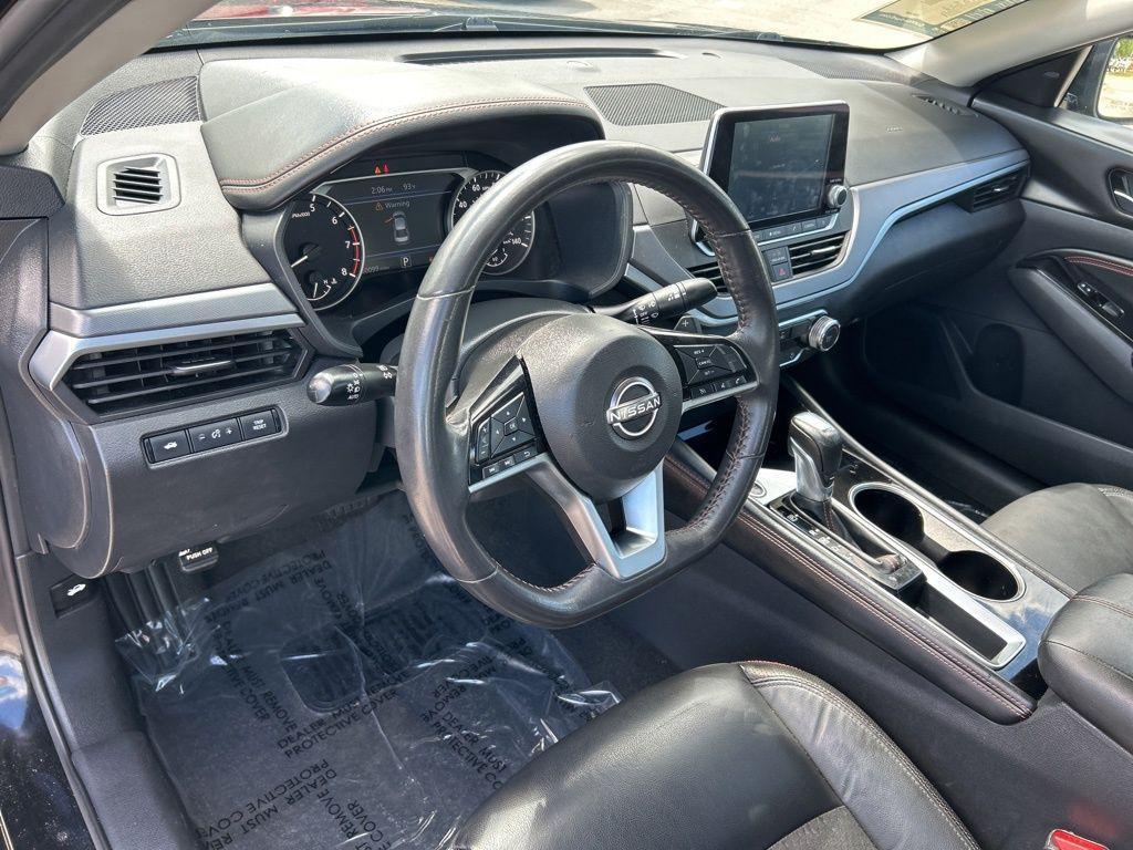 used 2023 Nissan Altima car, priced at $17,998