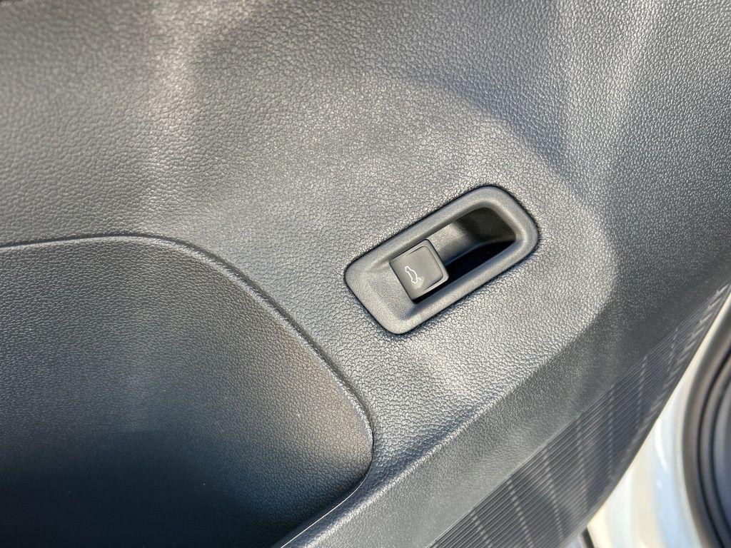 new 2026 Volkswagen Atlas car, priced at $54,453