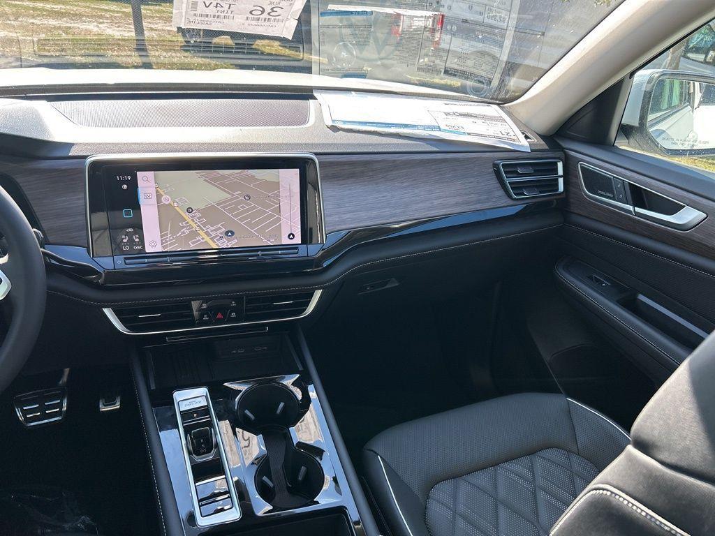 new 2026 Volkswagen Atlas car, priced at $54,453