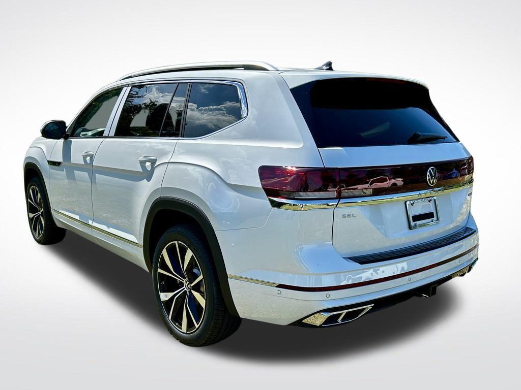 new 2025 Volkswagen Atlas car, priced at $46,071