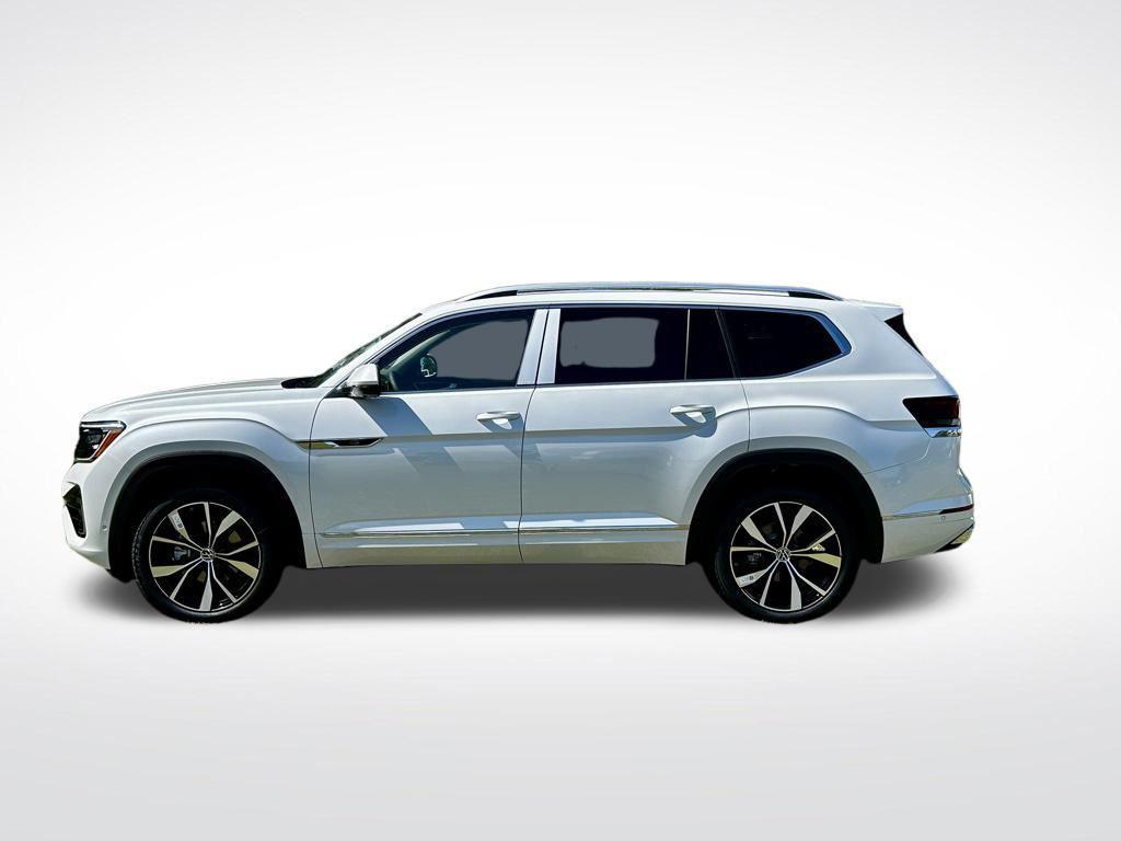 new 2025 Volkswagen Atlas car, priced at $46,071