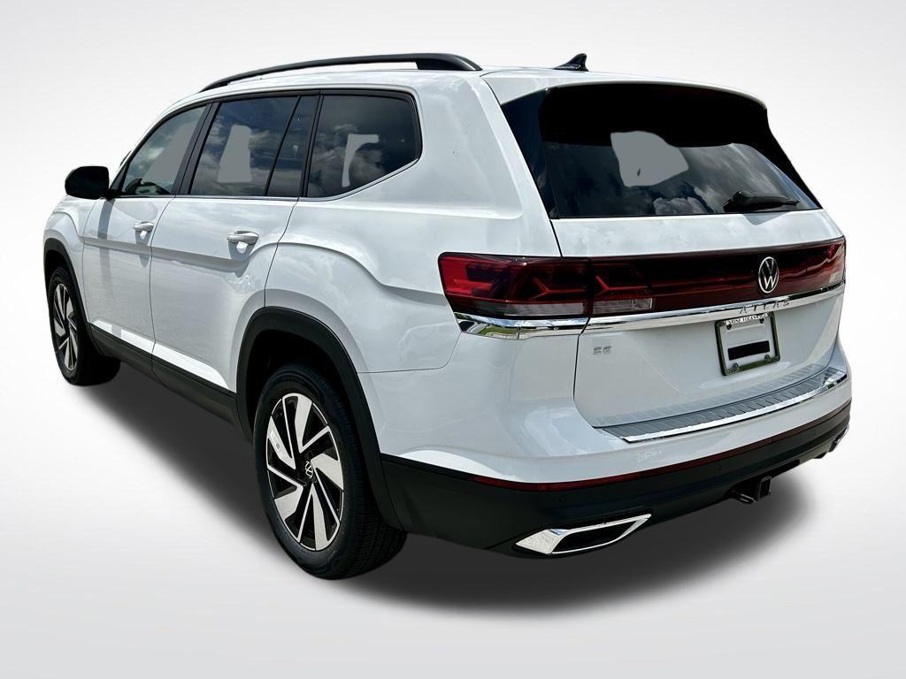 new 2025 Volkswagen Atlas car, priced at $40,018