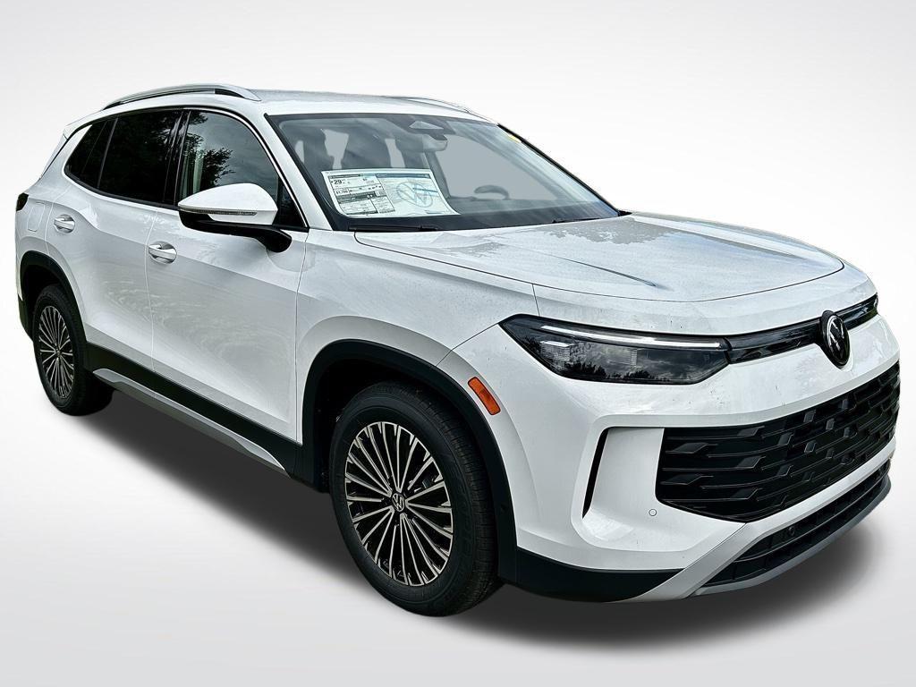 new 2026 Volkswagen Tiguan car, priced at $30,381