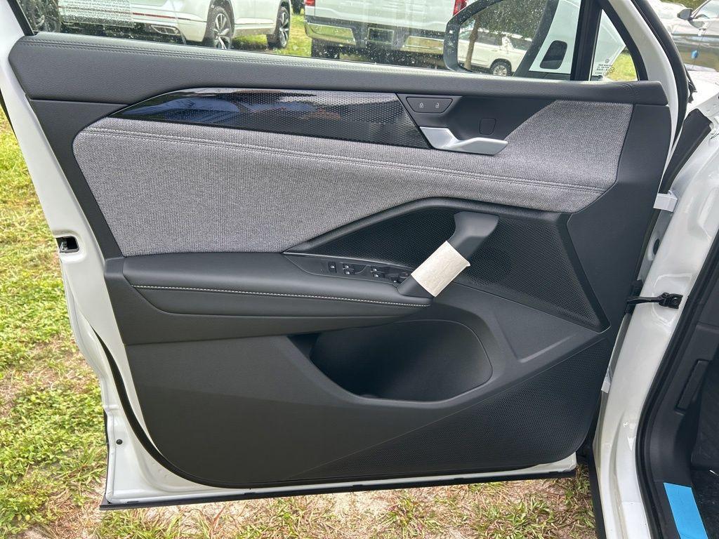 new 2026 Volkswagen Tiguan car, priced at $30,381