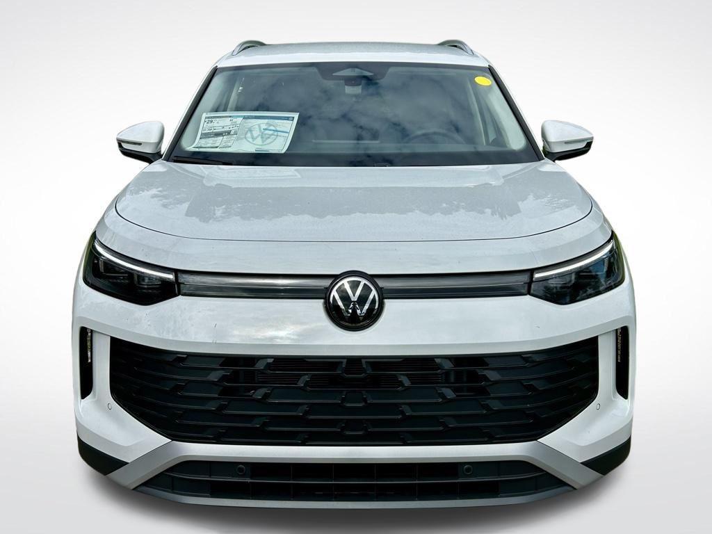 new 2026 Volkswagen Tiguan car, priced at $30,381