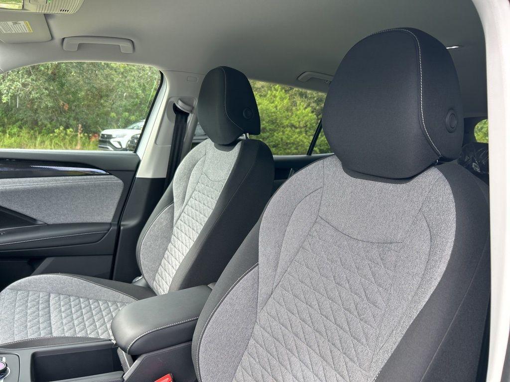 new 2026 Volkswagen Tiguan car, priced at $30,381