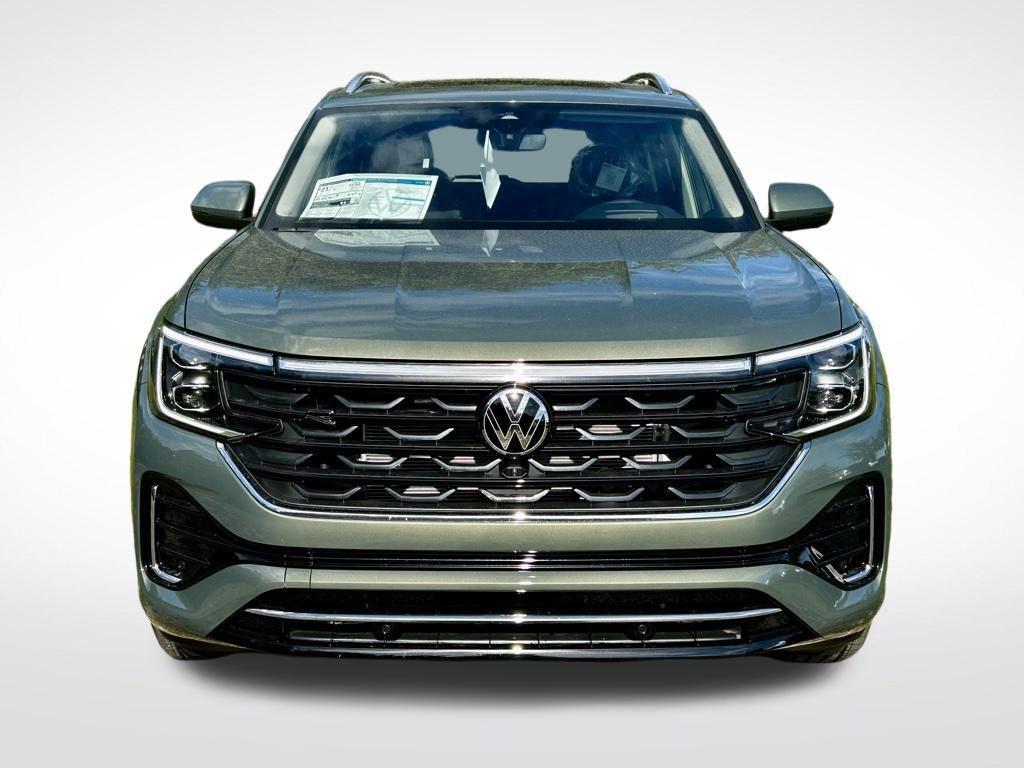 new 2026 Volkswagen Atlas car, priced at $54,111