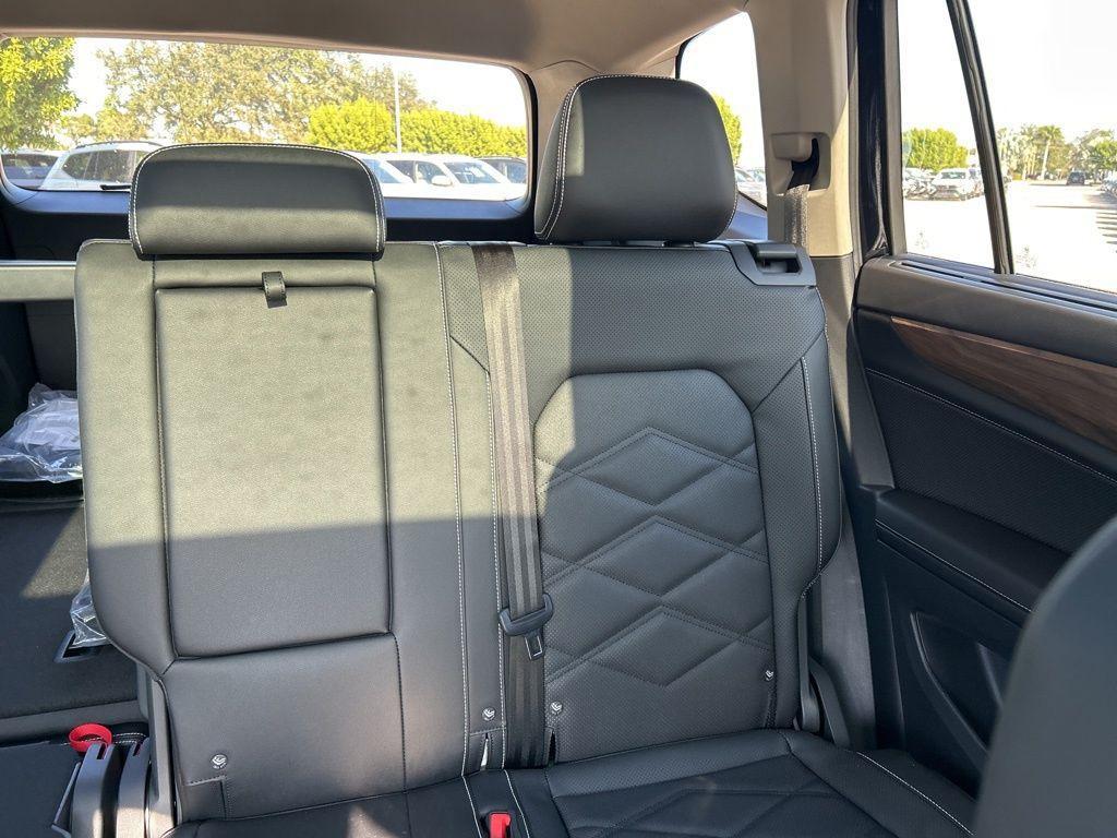 new 2026 Volkswagen Atlas car, priced at $43,943