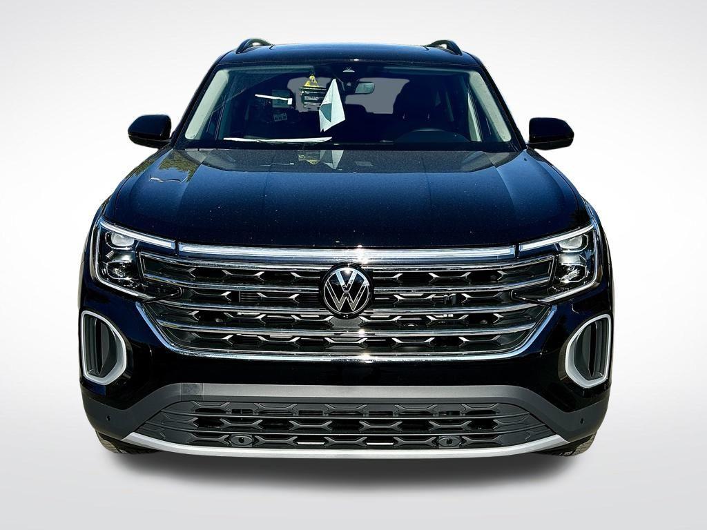 new 2026 Volkswagen Atlas car, priced at $43,943