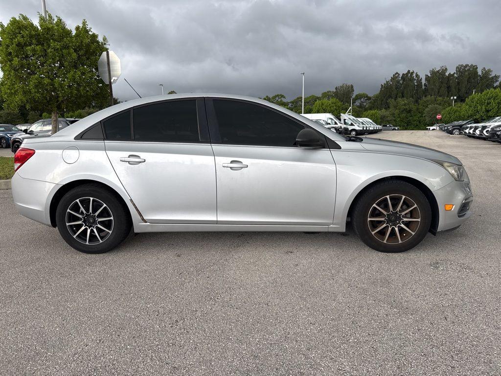 used 2015 Chevrolet Cruze car, priced at $6,599