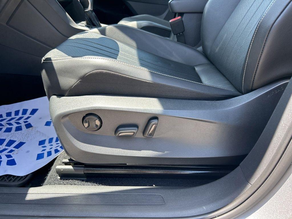 used 2022 Volkswagen Tiguan car, priced at $20,659