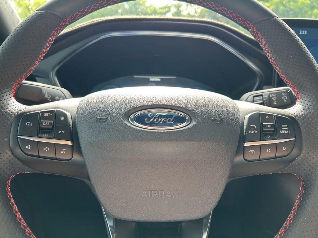 used 2023 Ford Escape car, priced at $23,298