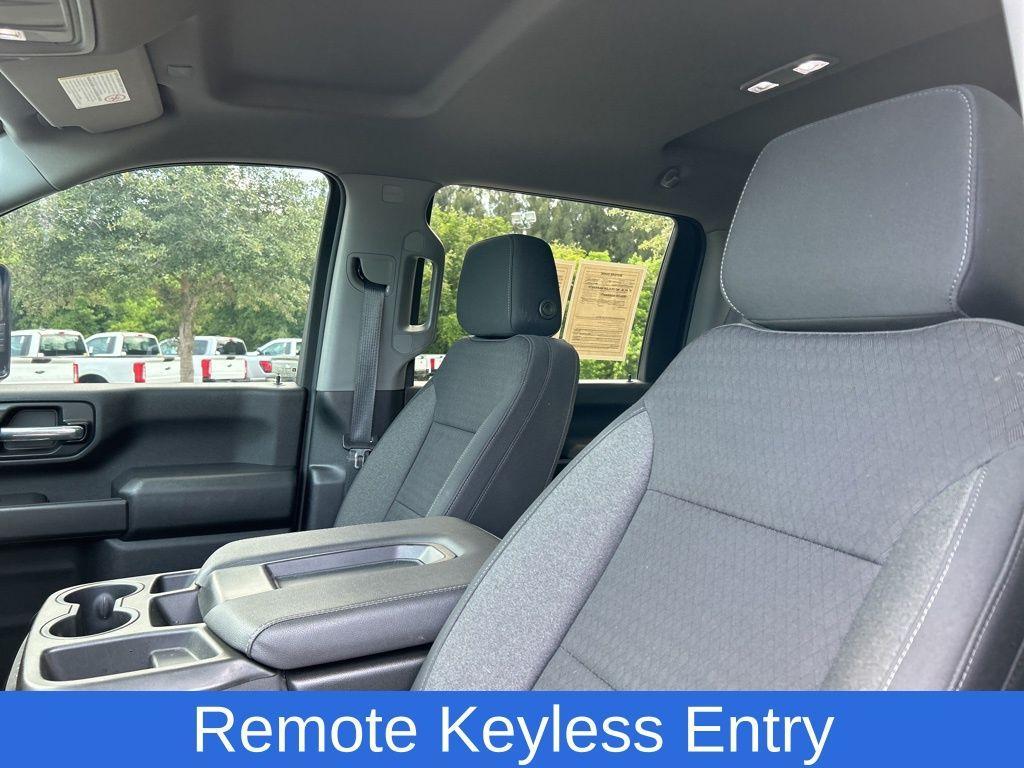 used 2022 Chevrolet Silverado 2500 car, priced at $37,221