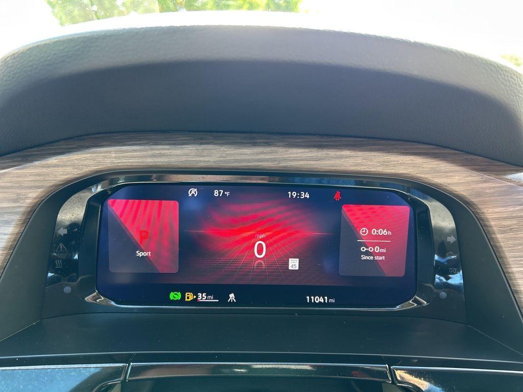 new 2025 Volkswagen Atlas car, priced at $45,661