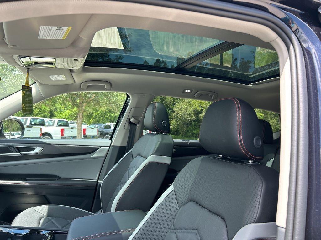 new 2025 Volkswagen Atlas car, priced at $41,651