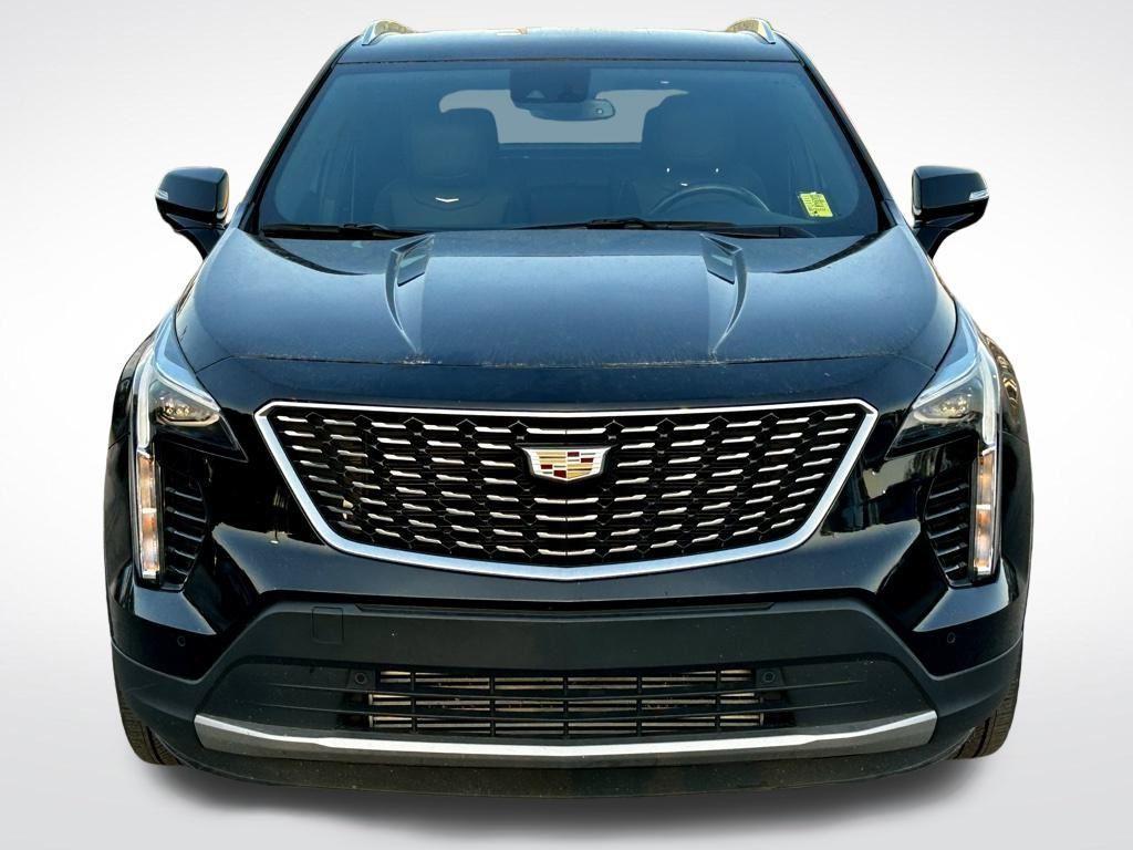 used 2023 Cadillac XT4 car, priced at $22,722