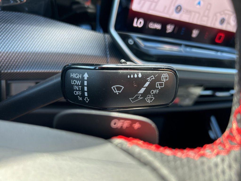 new 2025 Volkswagen Golf GTI car, priced at $40,450