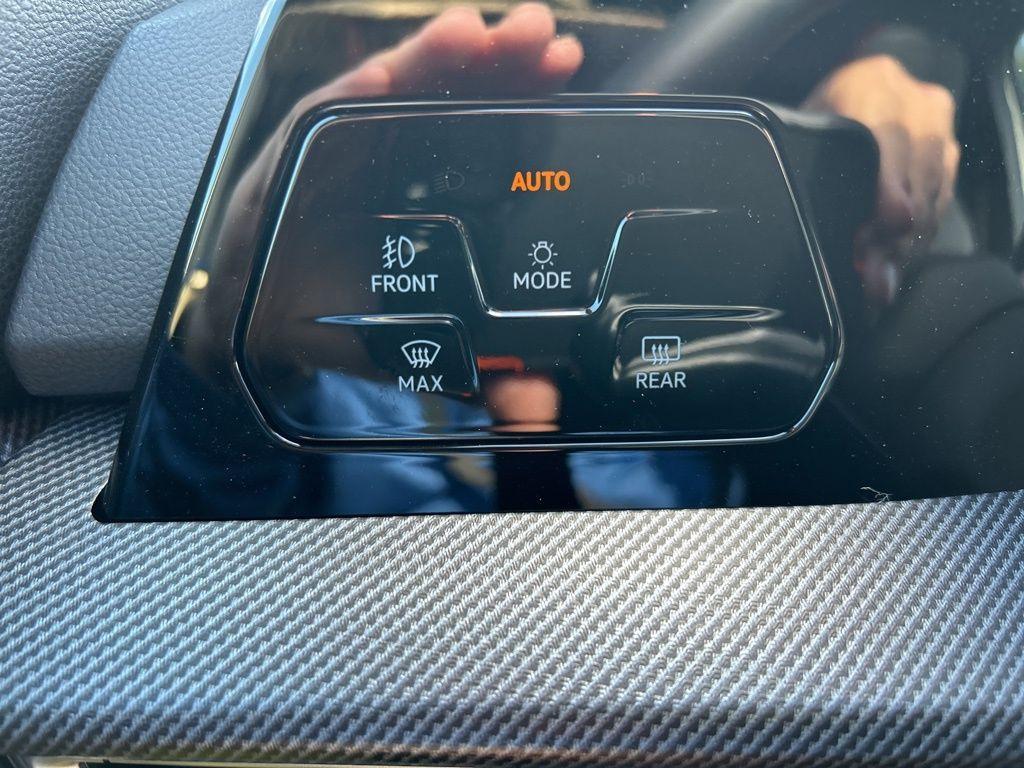 new 2025 Volkswagen Golf GTI car, priced at $40,450