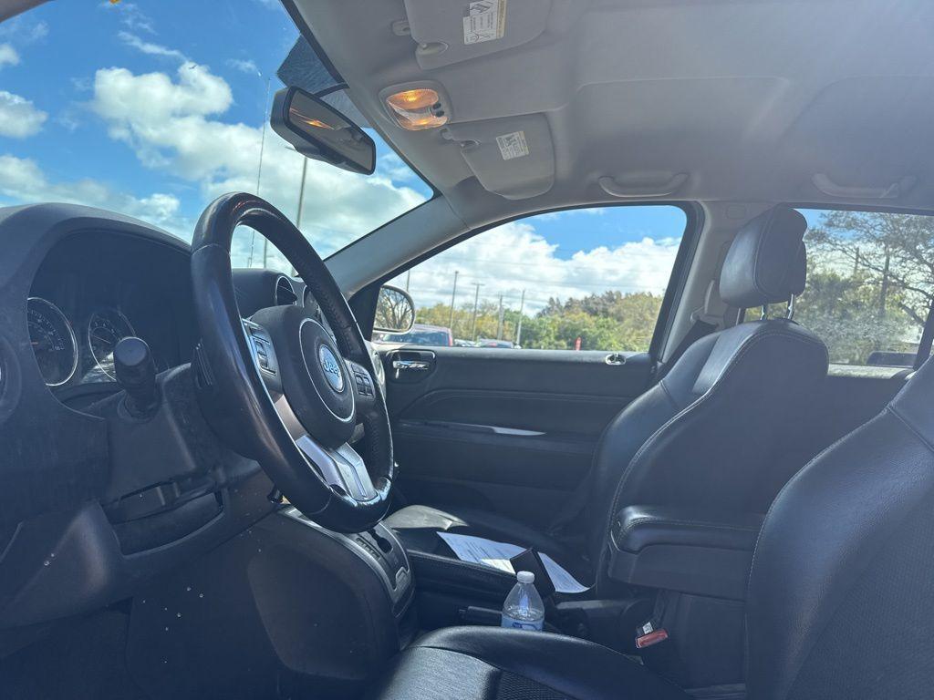 used 2017 Jeep Compass car, priced at $5,999