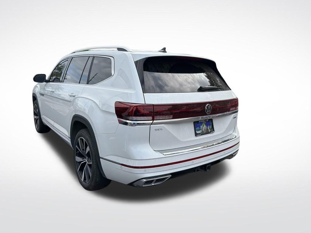 used 2024 Volkswagen Atlas car, priced at $39,995
