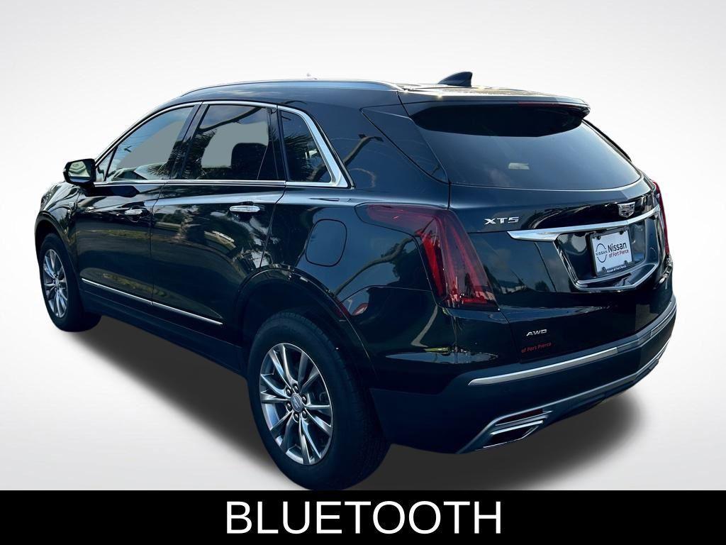 used 2022 Cadillac XT5 car, priced at $29,676