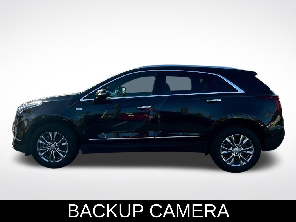 used 2022 Cadillac XT5 car, priced at $29,676