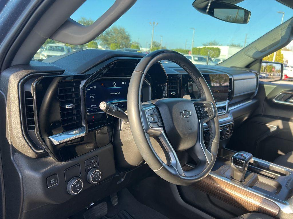 used 2023 Chevrolet Silverado 1500 car, priced at $39,221