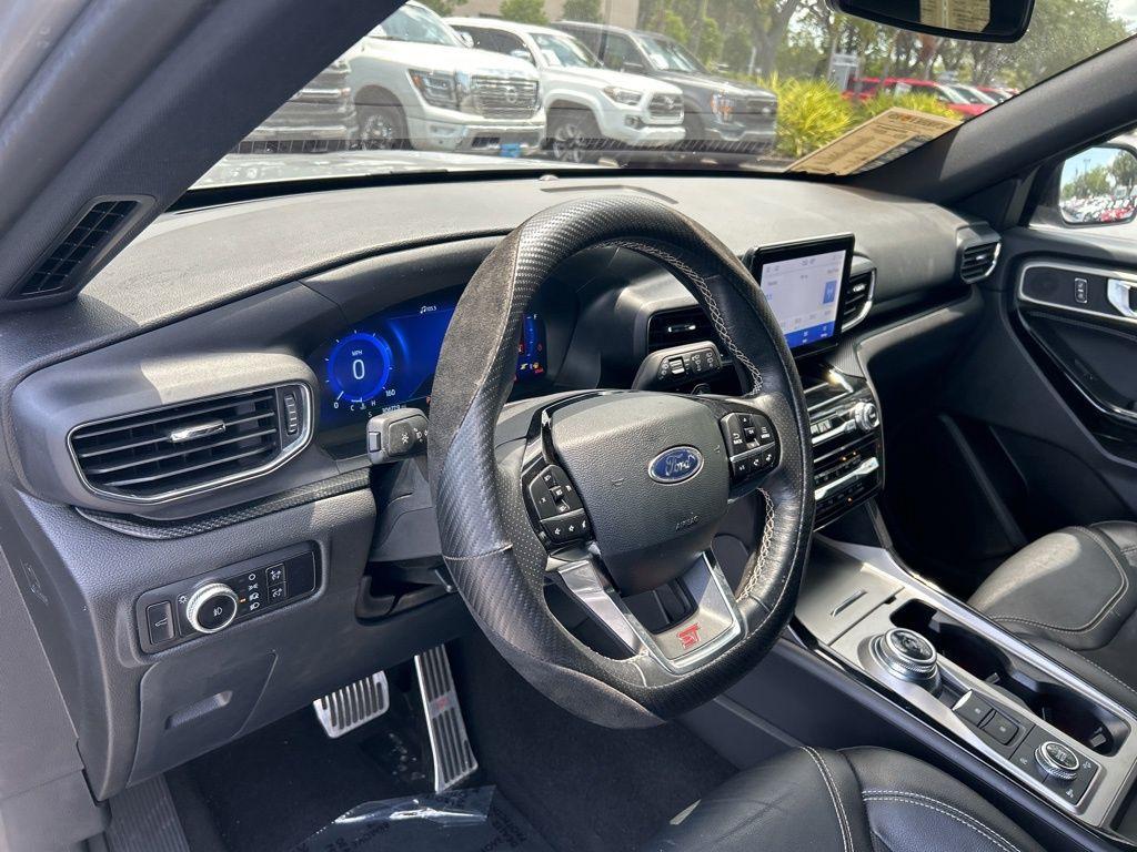 used 2023 Ford Explorer car, priced at $40,782