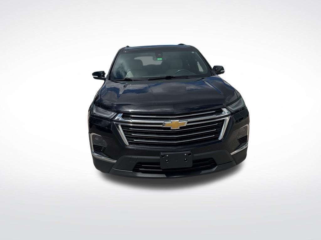 used 2022 Chevrolet Traverse car, priced at $25,298
