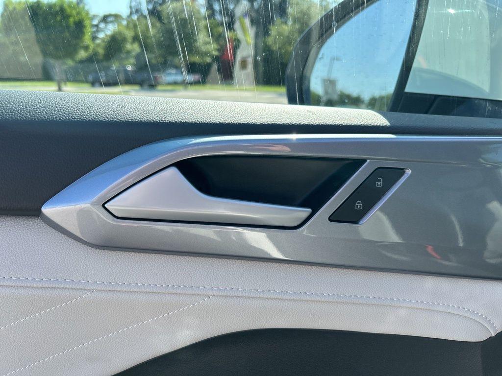 new 2025 Volkswagen Taos car, priced at $32,550