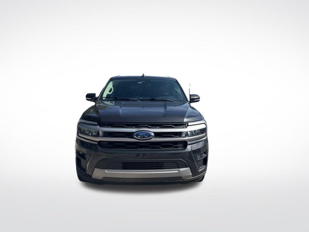 used 2022 Ford Expedition car, priced at $41,521