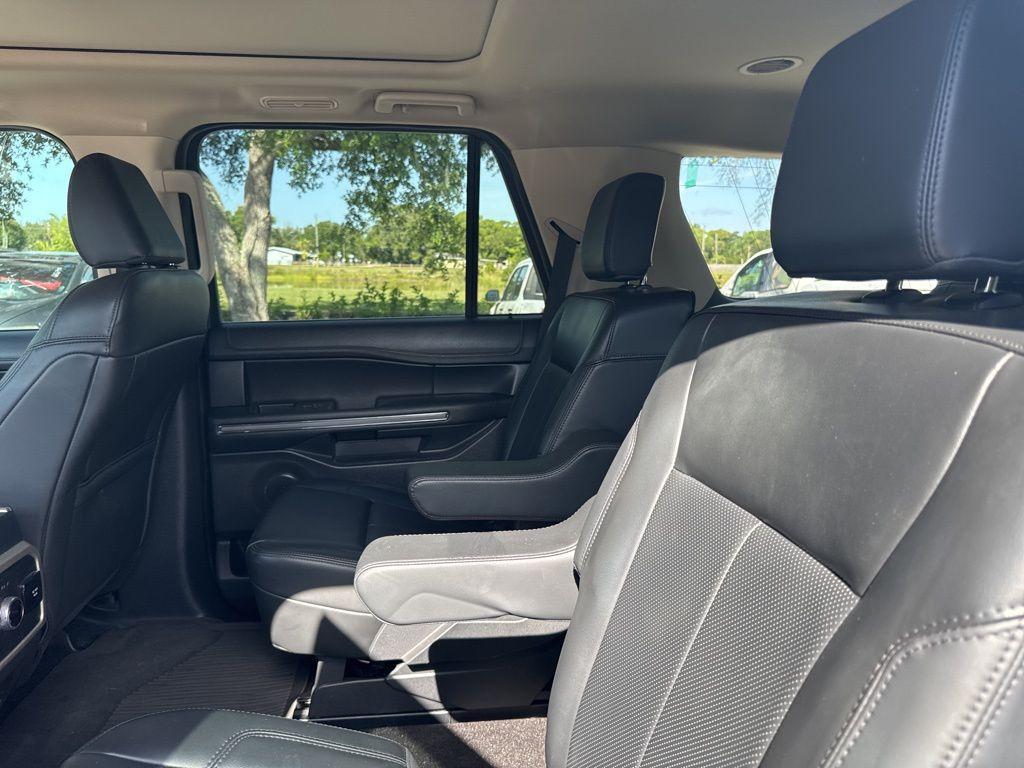 used 2022 Ford Expedition car, priced at $41,521