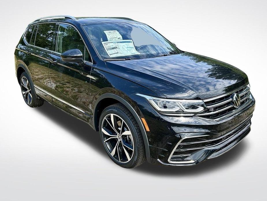 new 2024 Volkswagen Tiguan car, priced at $36,328