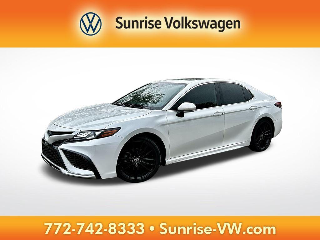 used 2022 Toyota Camry Hybrid car, priced at $26,895