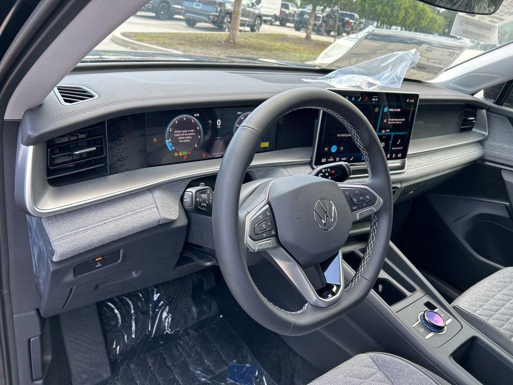 new 2025 Volkswagen Tiguan car, priced at $29,950